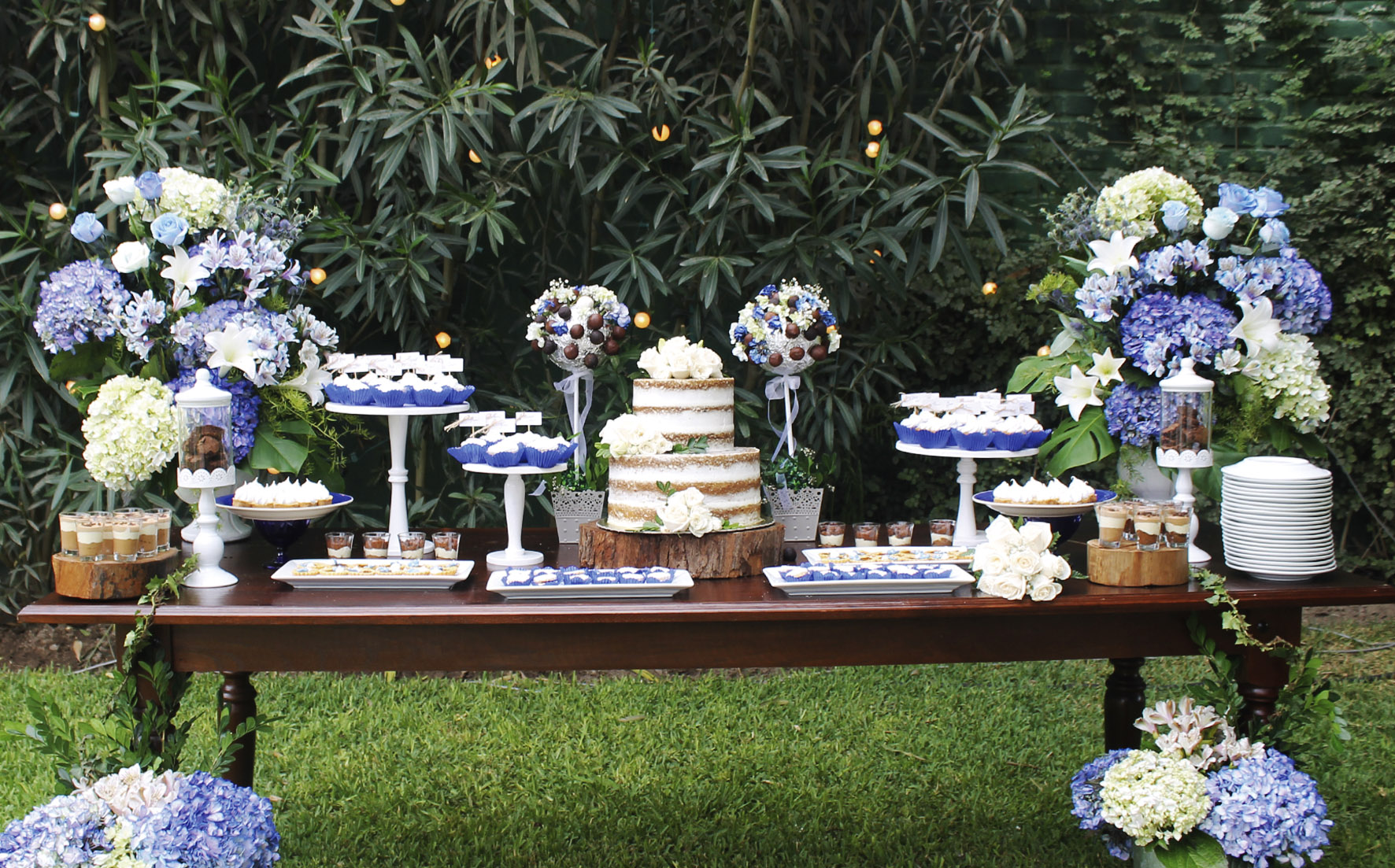 dessert table wedding